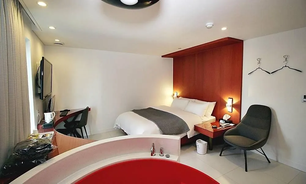 Circle Hotel Seoul Motel